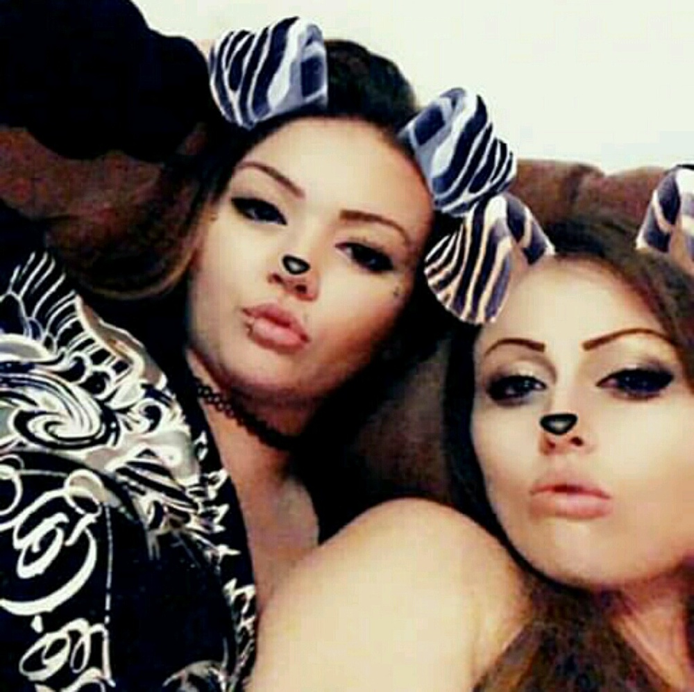 Meet your Posher, Raena